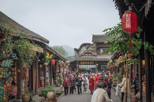 滚动的奶酪